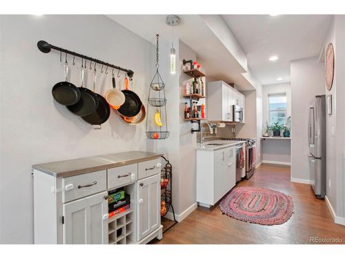 apt-103-1883 Vine St, Denver, CO, 80206-1163 | Card Image