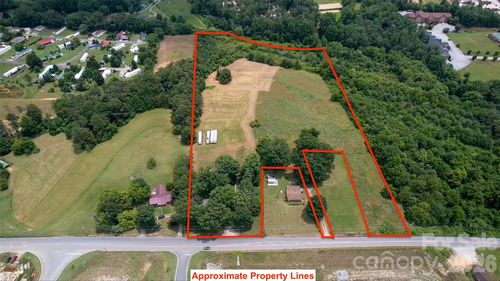 412 Mcmurray Rd, Flat Rock, NC, 28731-5775 | Card Image