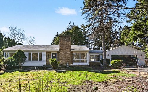 2018 N West St, Wheaton, IL, 60187-9101 | Card Image