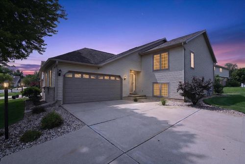 1028 Kettle Court, Verona, WI, 53593 | Card Image