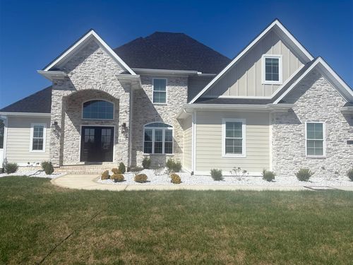 3279 Upper Gable Dr, Bowling Green, KY, 42101-3036 | Card Image