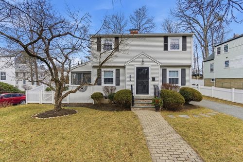 6 Sherman Rd, Stoneham, MA, 02180-1129 | Card Image