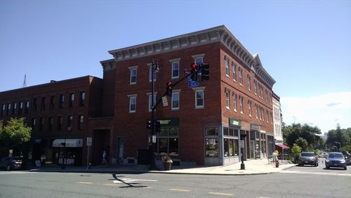 2c-7 N Pleasant St, Amherst, MA, 01002-1776 | Card Image