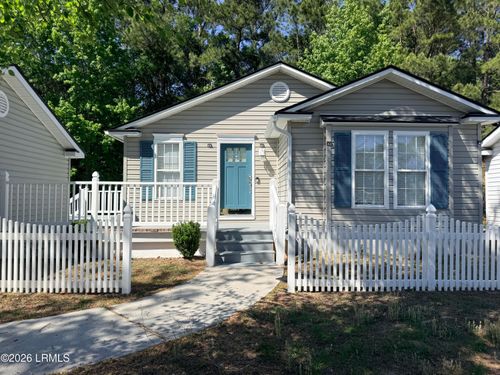 11 Spar Pole Ln, Bluffton, SC, 29910-6109 | Card Image