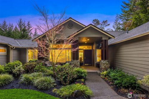2013 Nw Valkyrie Ln, Poulsbo, WA, 98370-9495 | Card Image