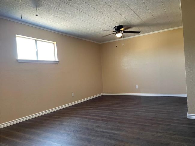 301 1/2 N Ave A- Upstairs Unit | Image 29
