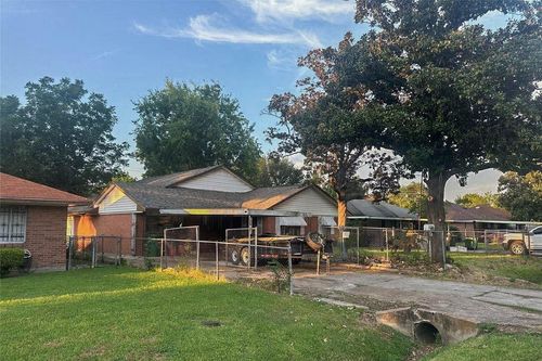 513 Sunnyside St, Houston, TX, 77076-3124 | Card Image