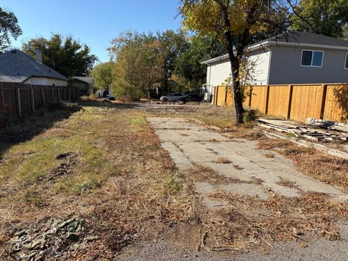 {{alt}} | Card Image