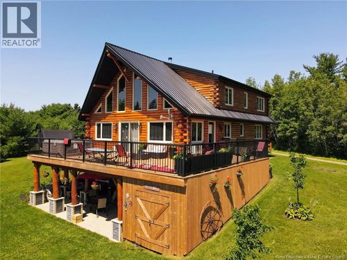 31 Clear View Rd, Grand Barachois, NB, E4P6Z1 | Card Image