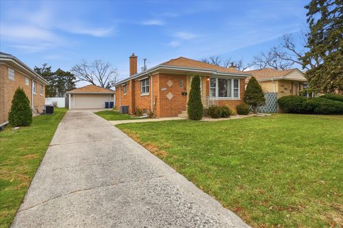 1542 Homestead Rd, La Grange Park, IL, 60526-1109 | Card Image