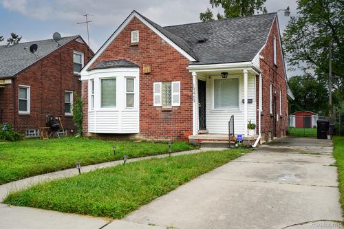 19469 Whitcomb St, Detroit, MI, 48235-2060 | Card Image