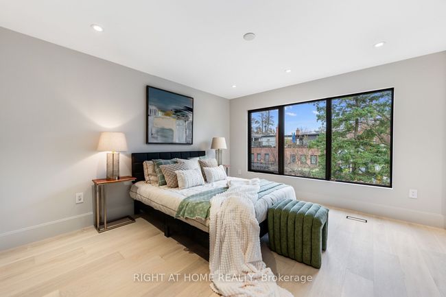 37 Kenilworth Ave, House other with 4 bedrooms, 6 bathrooms and 1 parking in Toronto ON | Image 42