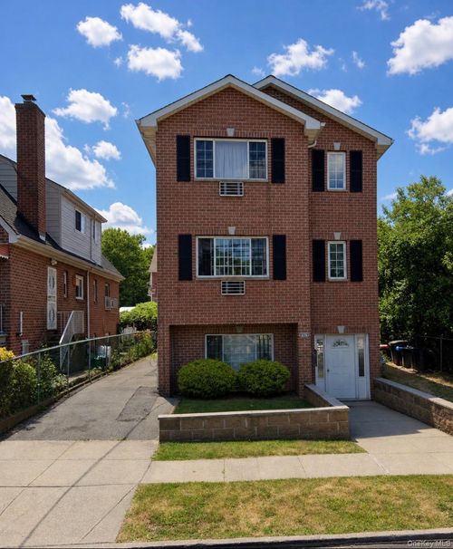 4129 Seton Ave, Bronx, NY, 10466-2155 | Card Image