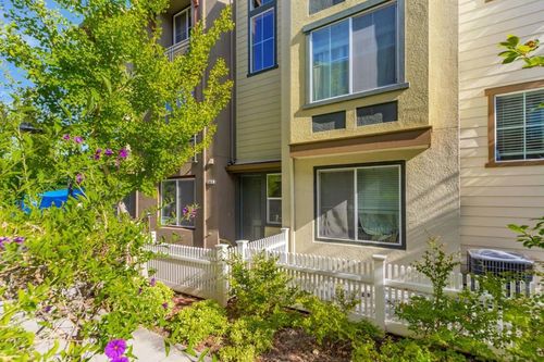 unit-2-226 Peppermint Tree Ter, Sunnyvale, CA, 94086-6687 | Card Image