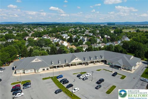 6570 Iroquois Trail, Allentown, PA, 18104 | Card Image