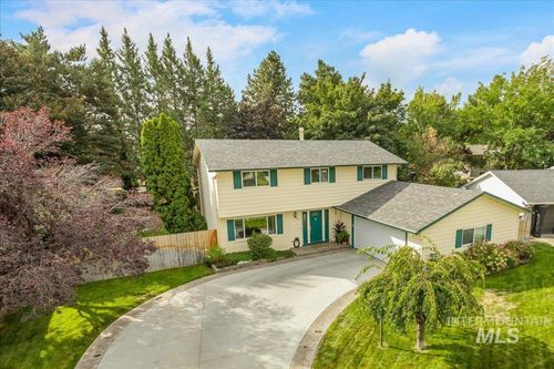 2887 S Snowflake Dr, Boise, ID, 83706-4845 | Card Image