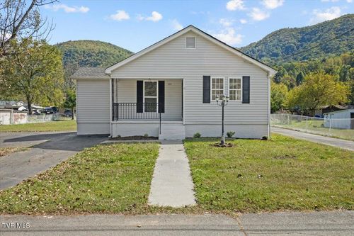 117 Cates Cor, Hampton, TN, 37658-3477 | Card Image