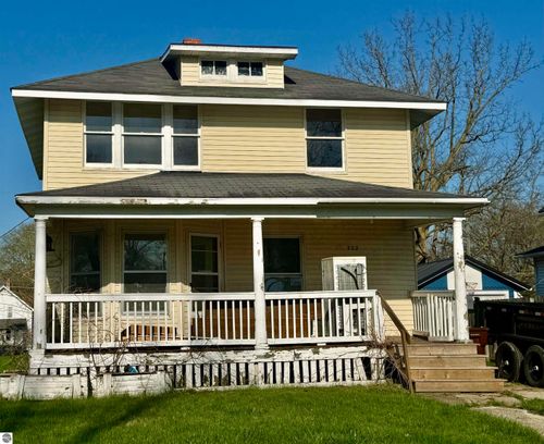 222 Rockingham Ave, Alma, MI, 48801-2430 | Card Image