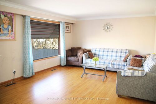 759 Grey Cres, Thunder Bay, ON, P7E2E8 | Card Image