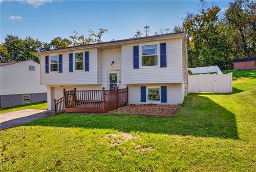 1163 Marble Dr, Crescent, PA, 15046-5004 | Card Image