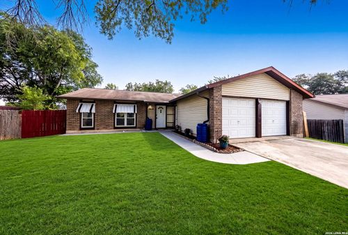 7618 Church Oak St, Live Oak, TX, 78233-3008 | Card Image