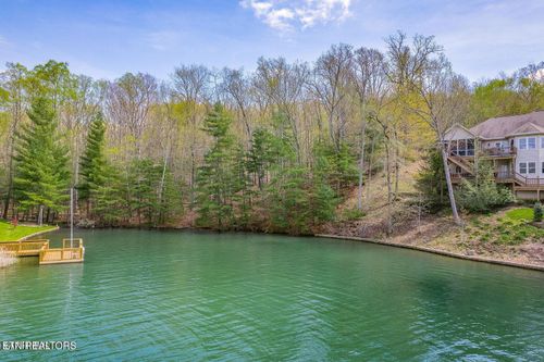 38 Milnor Ter, Crossville, TN, 38558-2770 | Card Image