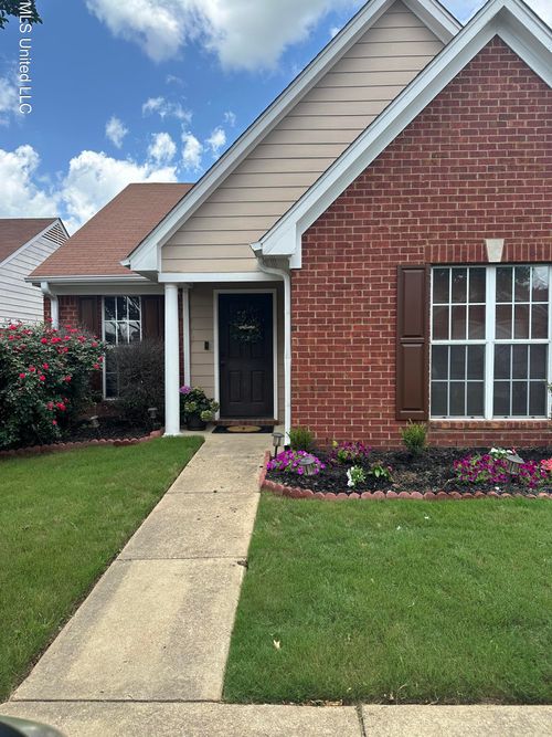 672 Grant Dr, Southaven, MS, 38671-6989 | Card Image