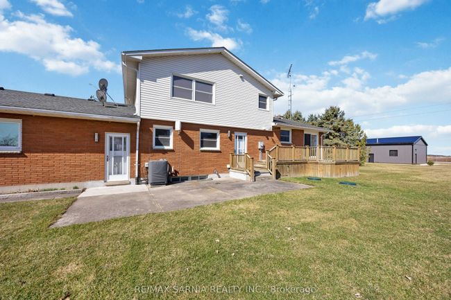 4186 Fairweather Rd, House other with 4 bedrooms, 2 bathrooms and 6 parking in Petrolia ON | Image 34