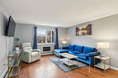 apt-3b-3 Drummer Rd, Acton, MA, 01720-5229 | Card Image