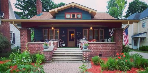 106 E Mechanic St, Yale, MI, 48097-3431 | Card Image