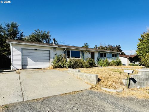 1275 W 1st St, Arlington, OR, 97812-2002 | Card Image