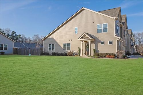 2910 Bishopstone Way, Cumming, GA, 30040-7213 | Card Image