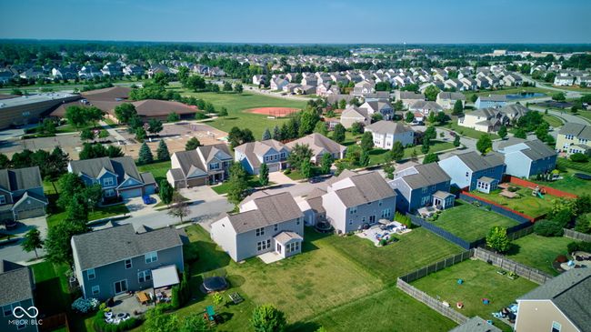 aerial perspective of suburban area | Image 55