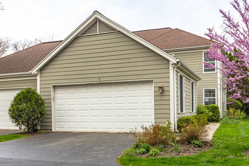 12 Sommerset Ln, Lincolnshire, IL, 60069-3434 | Card Image