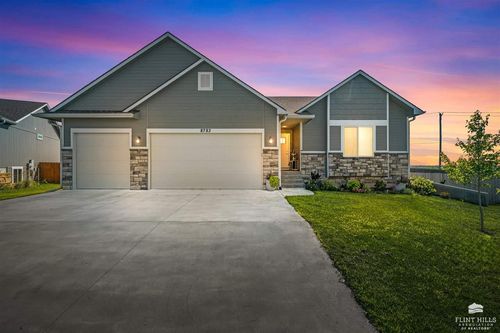8783 N Kelliann Way, Manhattan, KS, 66502-1595 | Card Image