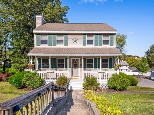 99 Freeman Street Ext, Haverhill, MA, 01832-4658 | Card Image