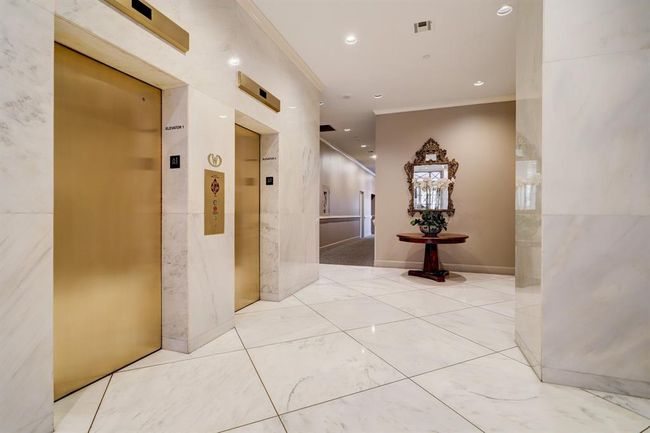 UNIT-7B - 2200 Willowick Rd, Condo with 2 bedrooms, 2 bathrooms and 2 parking in Houston TX | Image 21