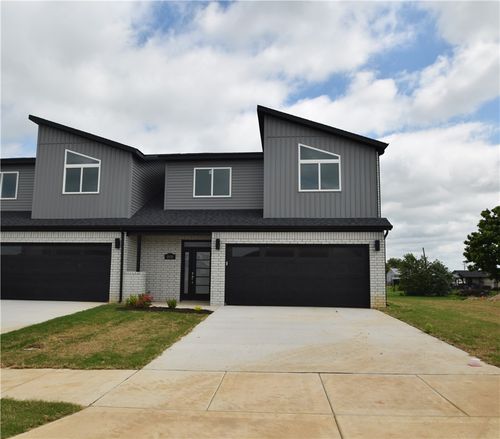1850 Garnet Ave, Centerton, AR, 72719-5142 | Card Image