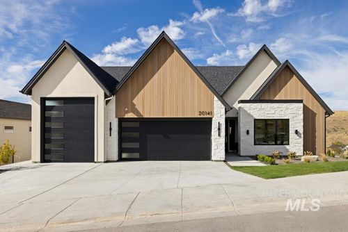 20141 N Swire Green Way, Boise, ID, 83714-2569 | Card Image