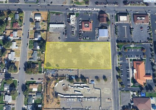 115 N Huntington Street, Kennewick, WA,  | Card Image