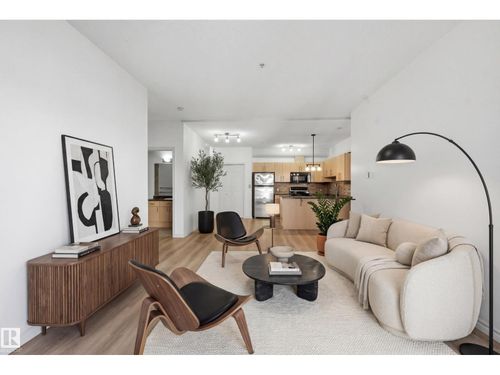 10235 112 St Nw, Edmonton, AB, T5K1M7 | Card Image