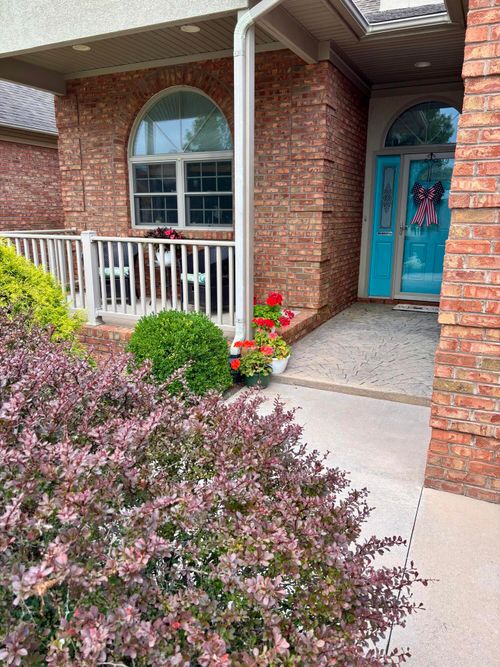 105 Alexa Ln, Christiansburg, VA, 24073-6386 | Card Image
