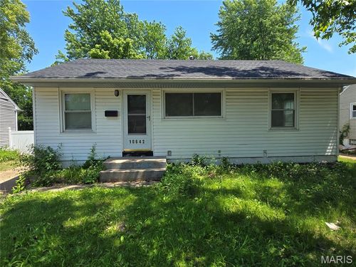 10642 Dunkeld Circle, St Louis, MO, 63137 | Card Image