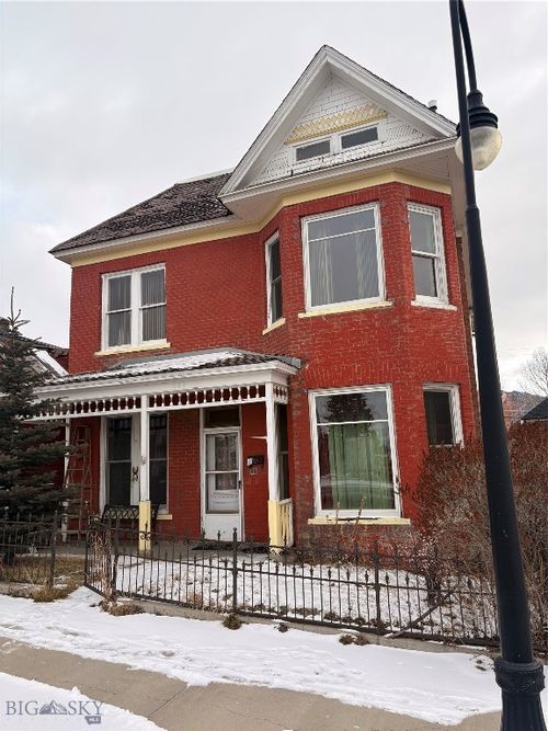 850 S Main, Butte, MT, 59701 | Card Image