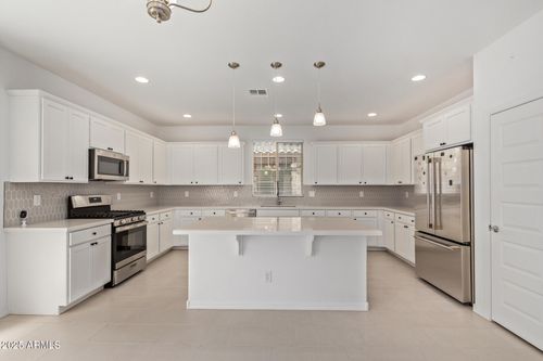 3813 N 100th Dr, Avondale, AZ, 85392-1804 | Card Image