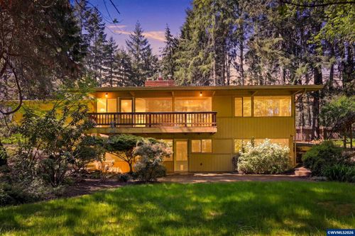 969 Nw Camellia Dr, Corvallis, OR, 97330-9709 | Card Image