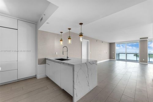 apt-1903-10 Venetian Way, Miami Beach, FL, 33139-8834 | Card Image