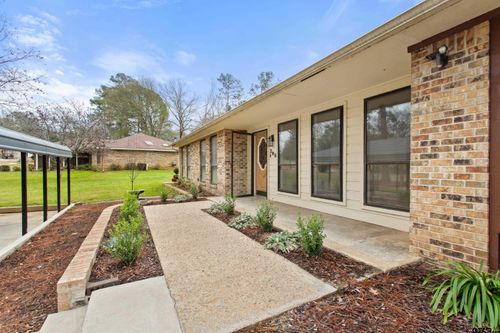 208 Treetop Ln, Hideaway, TX, 75771-5042 | Card Image