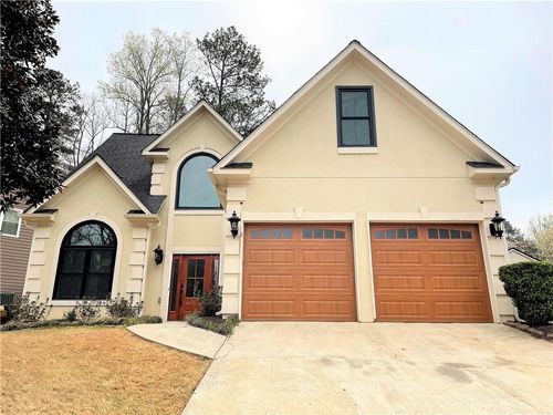 1635 River Oak Dr, Roswell, GA, 30075-2569 | Card Image