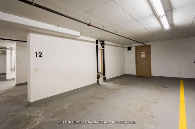 509 - 2504 Rutherford Rd, Condo with 2 bedrooms, 2 bathrooms and 1 parking in Concord ON | Image 14